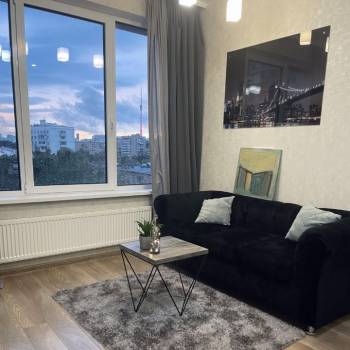 Продается 1-комнатная квартира, 35 м²