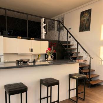 Сдается 2-х комнатная квартира, 103 м²