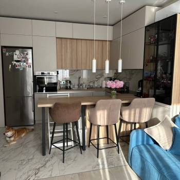 Продается 1-комнатная квартира, 41,3 м²