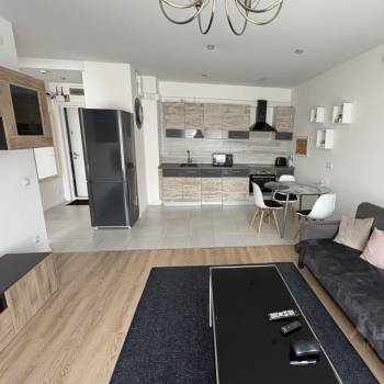 Продается 1-комнатная квартира, 41 м²