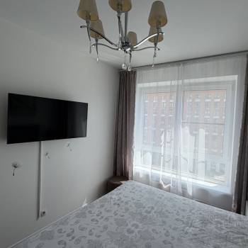 Продается 1-комнатная квартира, 41 м²