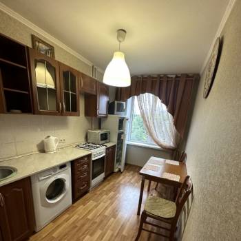 Сдается 2-х комнатная квартира, 42 м²