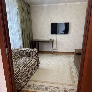 Сдается 2-х комнатная квартира, 42 м²