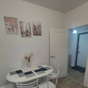 Сдается 1-комнатная квартира, 35 м²