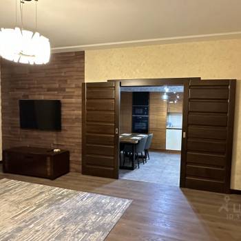 Сдается Многокомнатная квартира, 100 м²