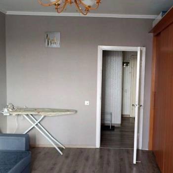 Сдается 1-комнатная квартира, 39 м²