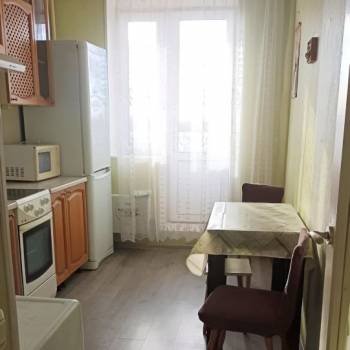 Сдается 1-комнатная квартира, 39 м²