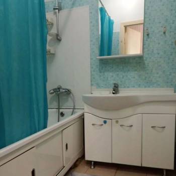 Сдается 1-комнатная квартира, 39 м²