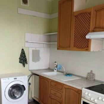 Сдается 1-комнатная квартира, 39 м²
