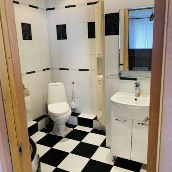 Сдается 1-комнатная квартира, 56 м²