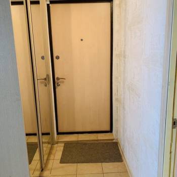 Сдается 1-комнатная квартира, 56 м²