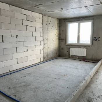 Продается 1-комнатная квартира, 42,7 м²