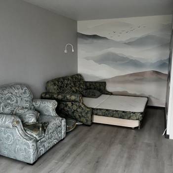 Продается 1-комнатная квартира, 37 м²