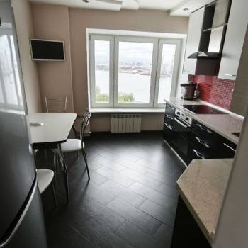 Сдается Многокомнатная квартира, 85 м²