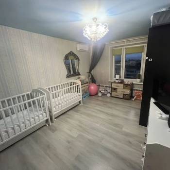 Продается 1-комнатная квартира, 35 м²