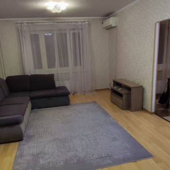 Сдается 2-х комнатная квартира, 87 м²