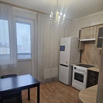 Сдается 2-х комнатная квартира, 60 м²