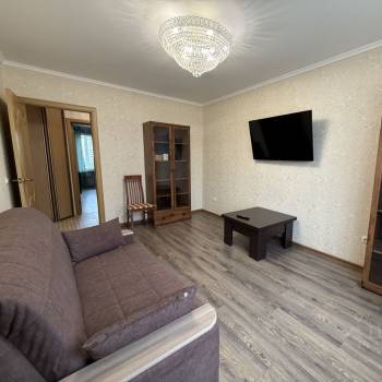 Сдается Многокомнатная квартира, 64 м²