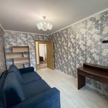 Сдается Многокомнатная квартира, 64 м²