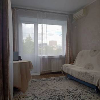 Сдается 1-комнатная квартира, 32 м²
