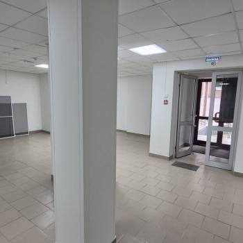 Сдается Нежилое помещение, 95 м²