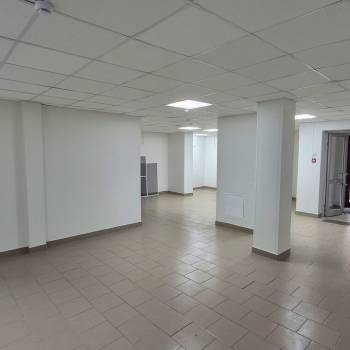 Сдается Нежилое помещение, 95 м²