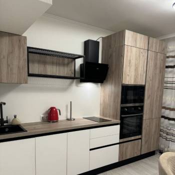 Сдается 1-комнатная квартира, 50 м²