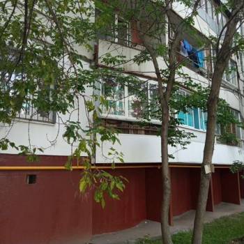 Продается 1-комнатная квартира, 32 м²