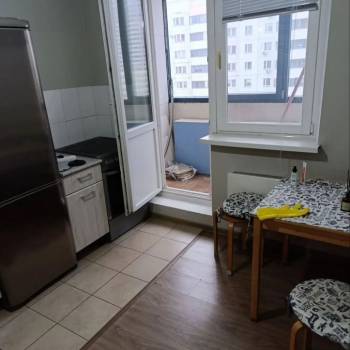 Продается 1-комнатная квартира, 43 м²