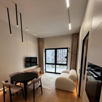 Продается 1-комнатная квартира, 40 м²
