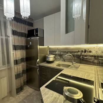 Сдается 1-комнатная квартира, 40 м²