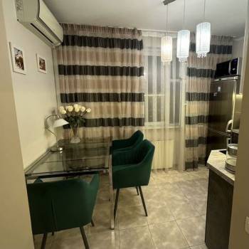 Сдается 1-комнатная квартира, 40 м²