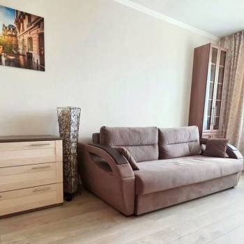 Сдается 1-комнатная квартира, 39,5 м²