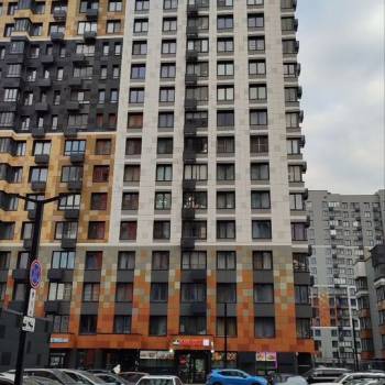 Продается 1-комнатная квартира, 39 м²