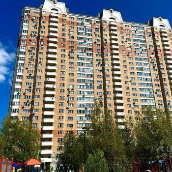 Сдается 2-х комнатная квартира, 90 м²