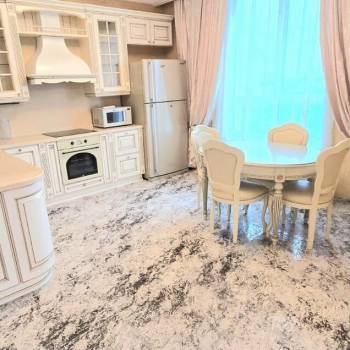 Продается 3-х комнатная квартира, 103 м²