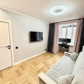 Продается 2-х комнатная квартира, 54 м²