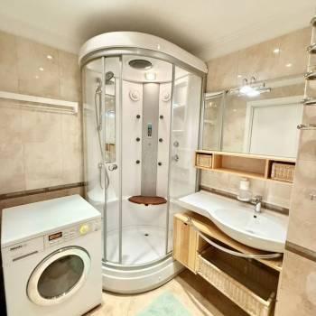 Продается 2-х комнатная квартира, 54 м²