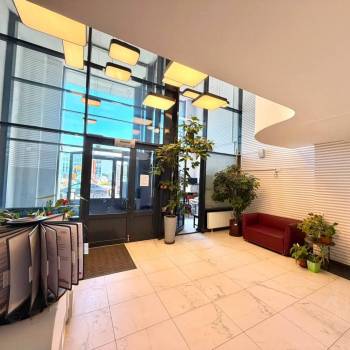 Сдается 1-комнатная квартира, 54,4 м²