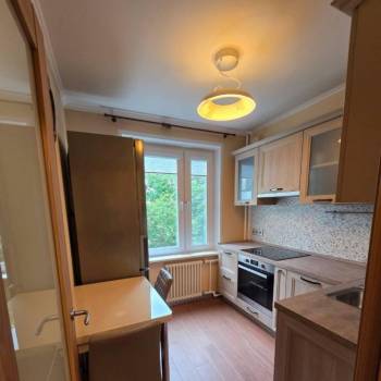Продается 3-х комнатная квартира, 50,6 м²