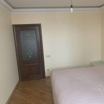 Продается Многокомнатная квартира, 104 м²