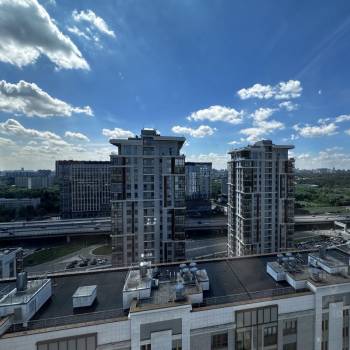 Продается Многокомнатная квартира, 109 м²
