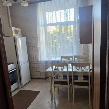 Сдается 2-х комнатная квартира, 60,6 м²