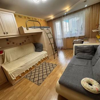 Сдается Многокомнатная квартира, 74,6 м²