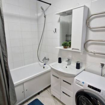 Сдается 1-комнатная квартира, 44 м²