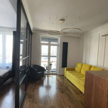 Сдается 1-комнатная квартира, 43 м²
