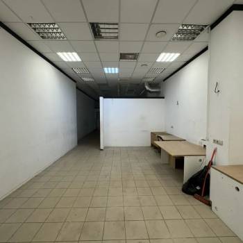 Сдается Нежилое помещение, 100 м²