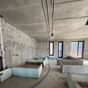 Продается Многокомнатная квартира, 182 м²