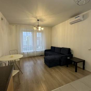 Сдается 1-комнатная квартира, 37,5 м²