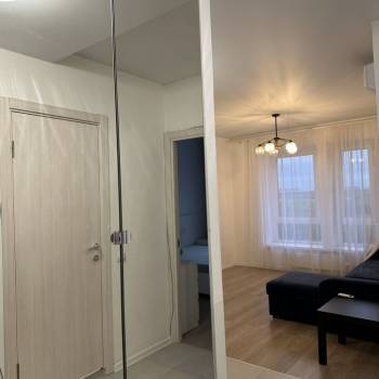 Сдается 1-комнатная квартира, 37,5 м²